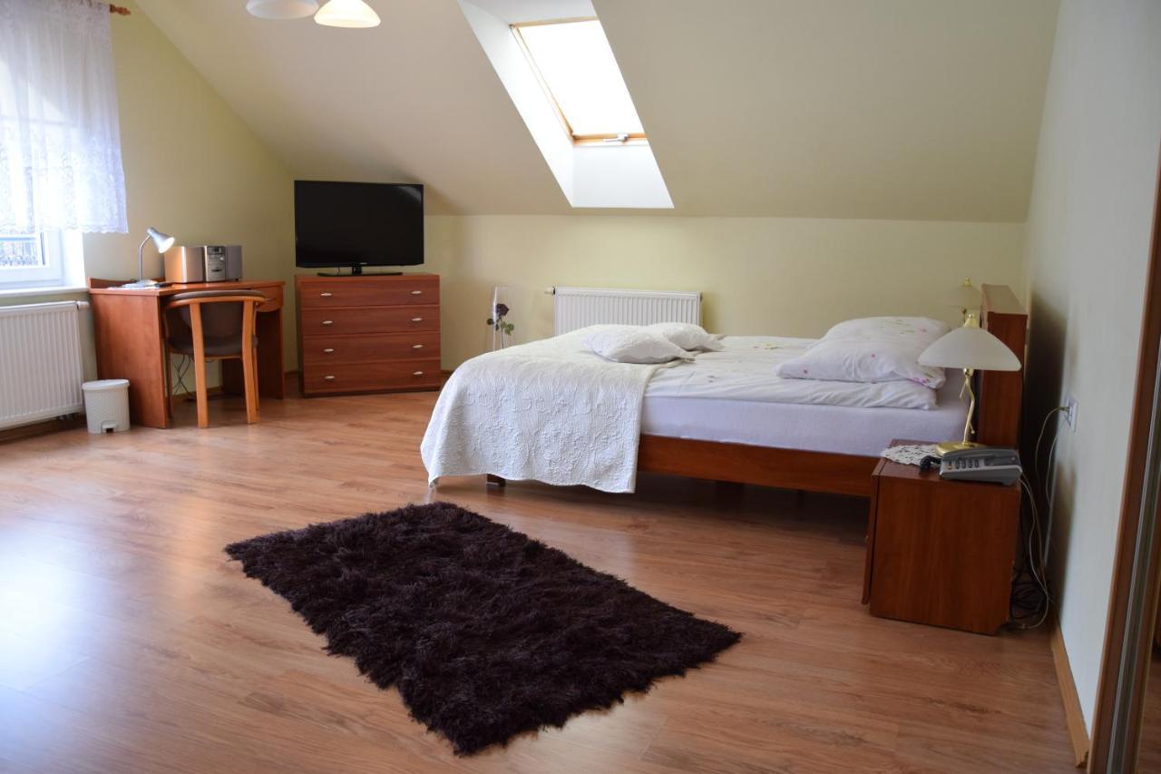 Inter-Bar-Motel Nowe Marzy ภายนอก รูปภาพ