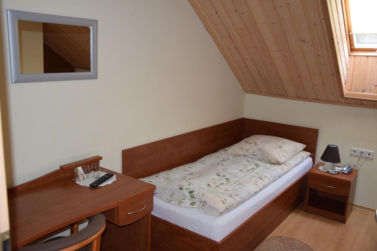 Inter-Bar-Motel Nowe Marzy ภายนอก รูปภาพ