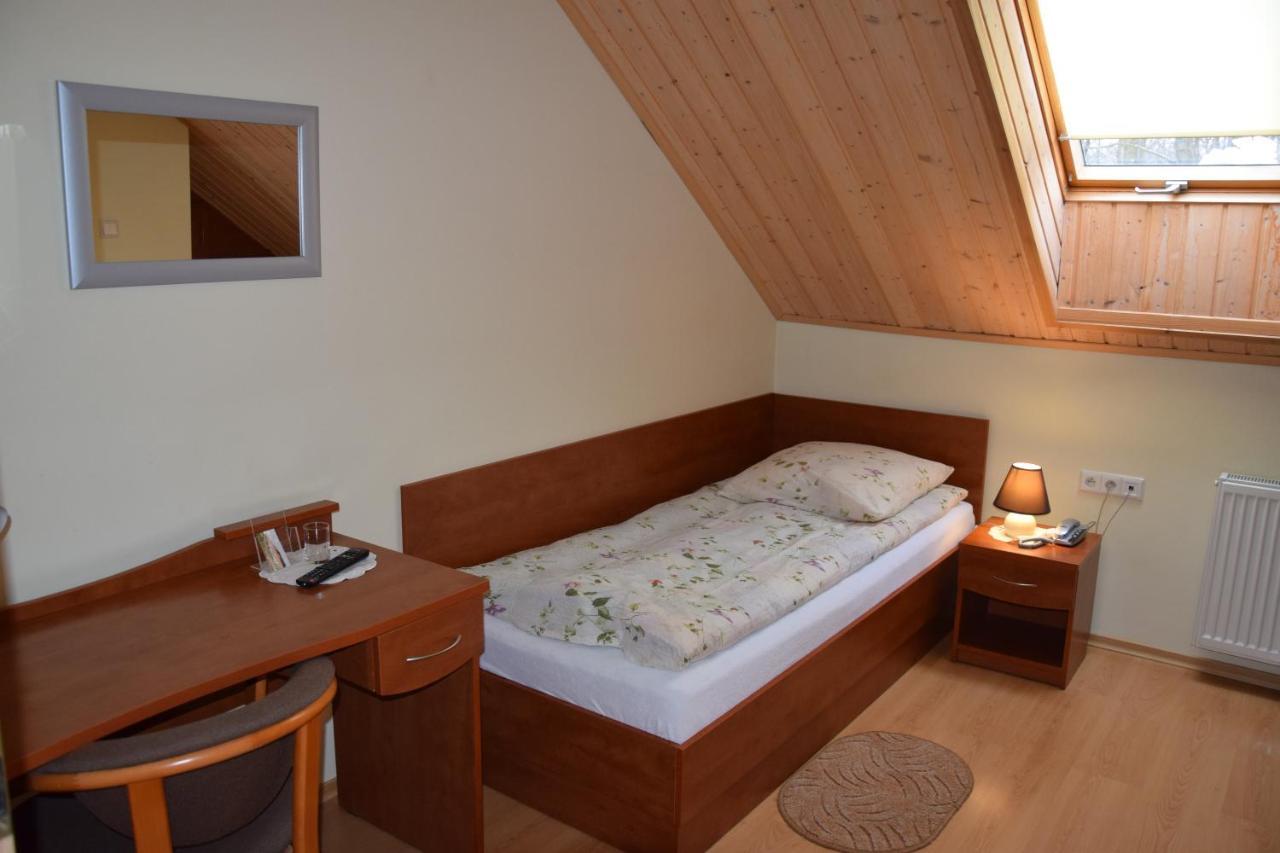 Inter-Bar-Motel Nowe Marzy ภายนอก รูปภาพ
