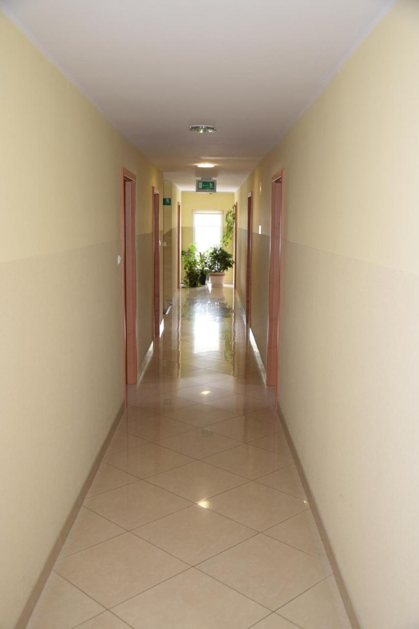 Inter-Bar-Motel Nowe Marzy ภายนอก รูปภาพ